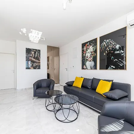 Apartment Awesome In Seget Donji With Kitchen